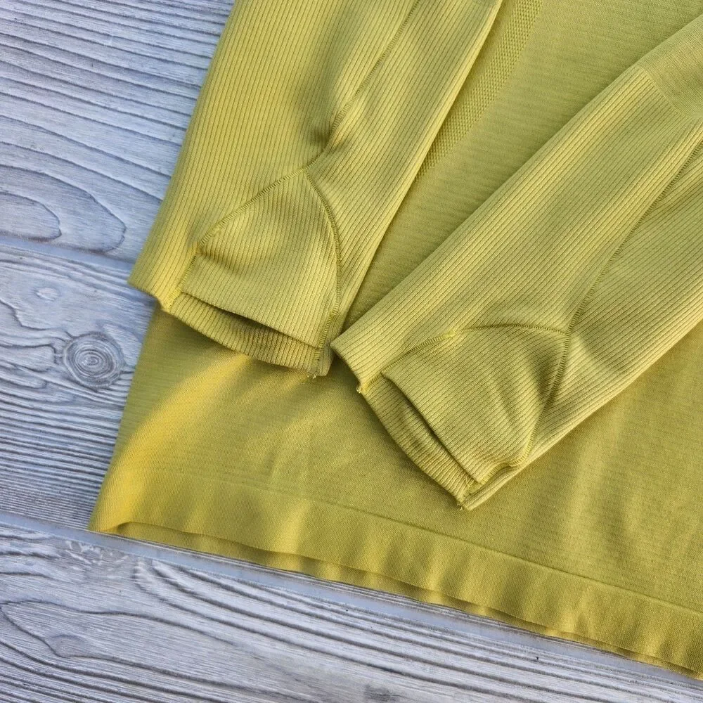 (8) Lululemon Swiftly Tech Long Sleeve Top